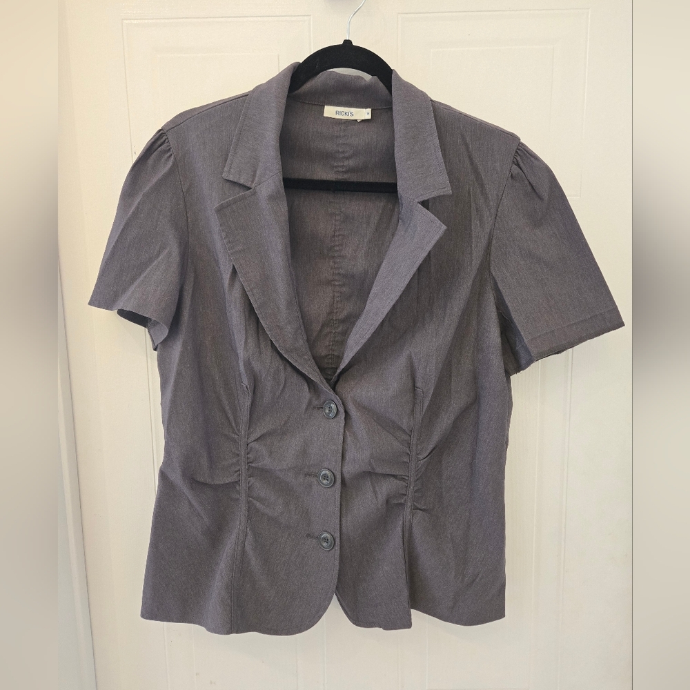 Ricki's Size 16 Charcoal Grey Short Sleeve Blazer Lightweight Fitted Ruched